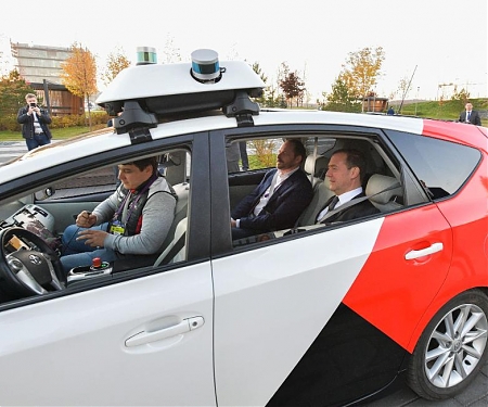 Idle Robocar Riders Will Be Sitting Retail Targets