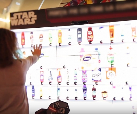 (Video) Carrefour - Shop Like a Jedi Using In-Store Billboards