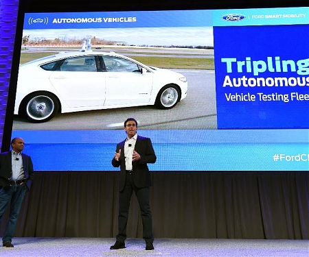 (Patent) Ford Patents Windshield Movie Screen For Driverless Cars