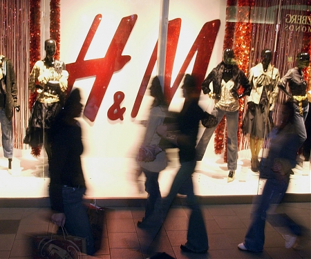 H&M’s Make-Up Products Will Enlist Fashion’s Seasonal Trends