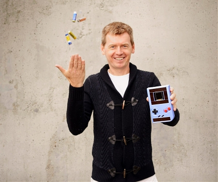 (Video) Battery-Free Game Boy Runs Forever on Kinetic Energy