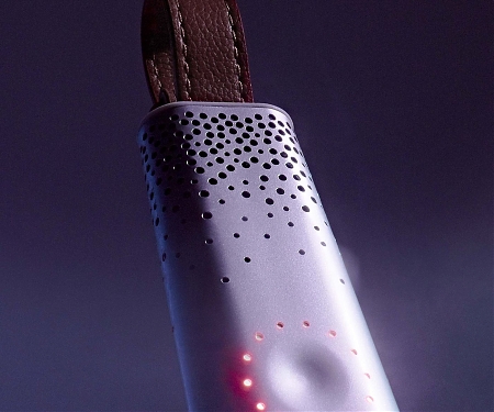 This Wearable Pollution Monitor Detects How Dirty Your Air Is - Plume Flow