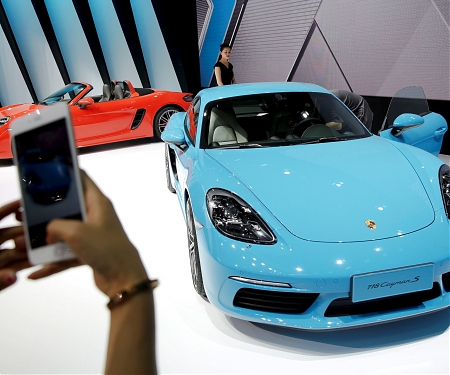 Porsche's $2,000 Passport Subscription Swaps Cars On Demand