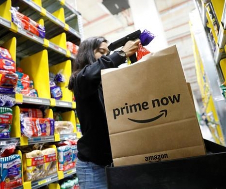 (Infographic) Amazon and Alibaba square off in Southeast Asia