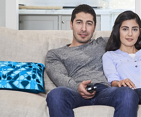 Millennials on Millennials: In the Know…On the Go