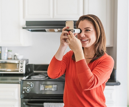 EyeQue VisionCheck At-Home Eye Test for Self-Prescription of Glasses