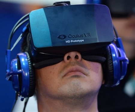 Oculus Founder Takes Long-Term View of Virtual Reality