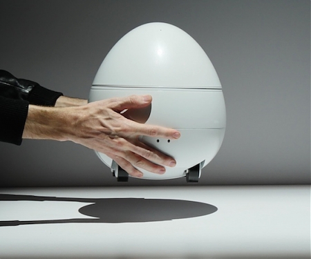 (Video) Panasonic Announces New Desktop Companion Robot