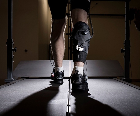 (Paper) Harvard - Soft Robotic Exosuit Makes Stroke Survivors Walk Faster and Farther