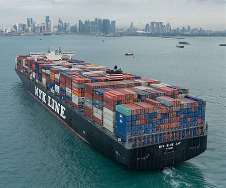 This Robot Ship Experiment Could Disrupt the $334 Billion Global Shipping Industry