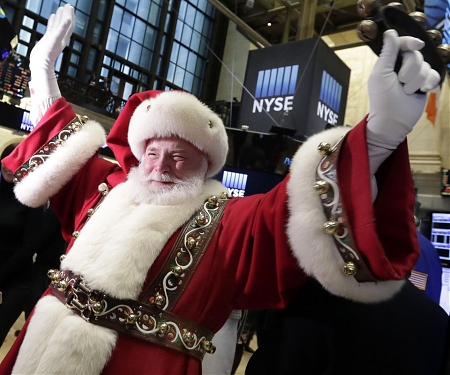 (Infographic) Do You Believe in the Santa Claus Rally ?