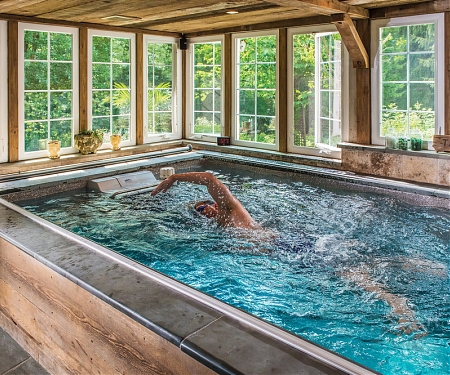 (Video) Endless Pools – Swim at Home