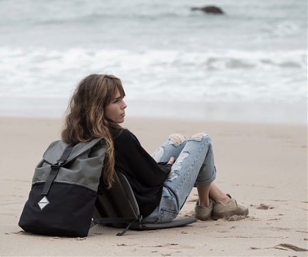 (Video) Wingdo Backpack Features a Seat to Unfold Wherever