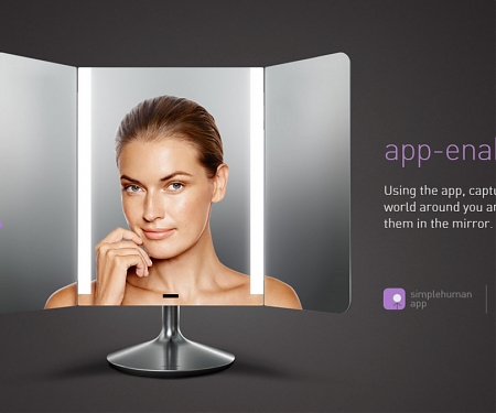 (Video) Makeup Mirror Mimics Lighting Colors That You Provide