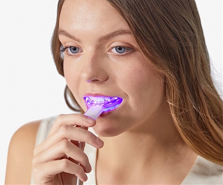 Light-Activated Mouthwash Kills Cavity-Causing Bacteria - Lumoral