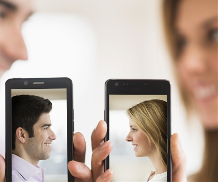 (PDF) Around 40% of American Couples Now First Meet Online