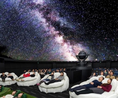 De-stress with Aroma-Infused Star Night Healing Planetarium Event in Tokyo
