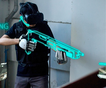 (Video) Dexmo Exoskeleton Glove Lets You Touch and Feel in VR