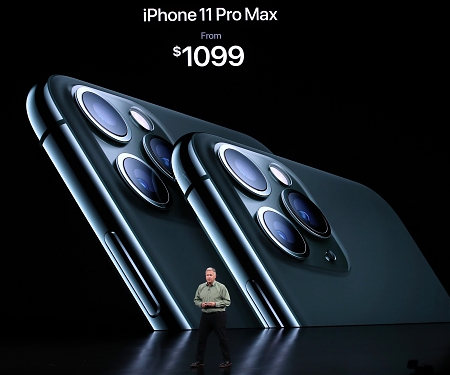 The Weird Economics of Apple Upsell