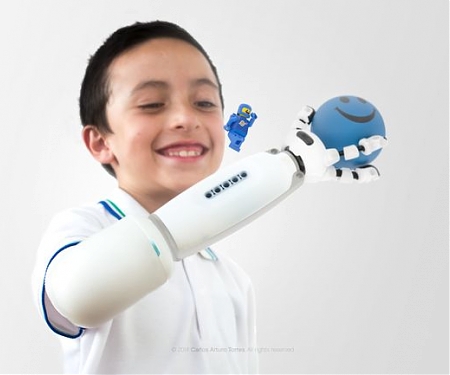 (Video) Lego-Compatible Prosthetic Arm Lets Kids' Imaginations Run Wild