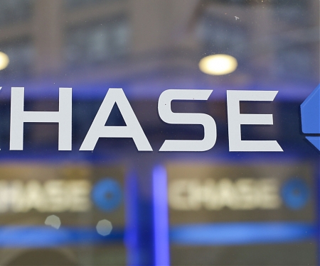 Millennials Are Fawning Over a New Credit Card with a $450 Annual Fee