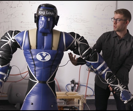 (Video) NASA-Funded Inflatable Robots are Safe in Space, and in Homes