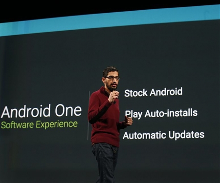 Android Poised to Knock Window Off Internet Perch