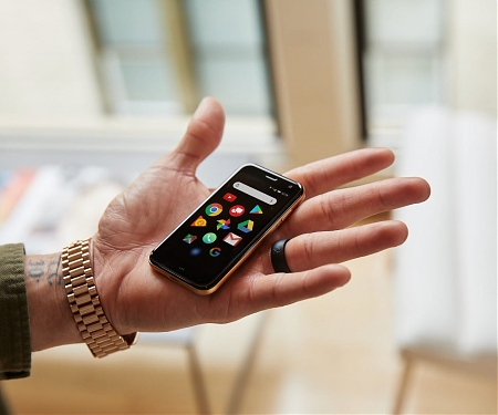 Palm Reborn as a Smart, Small "Companion" to Your Phone