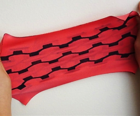 Scientists Create Stretchable Battery Made Entirely Out of Fabric