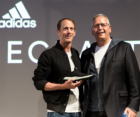 (Video) Adidas Taps New Manufacturing Method to Take 3D-Printed Shoes Mainstream - FUTURECRAFT 4D
