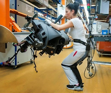 Audi Chairless Chair Part of Exoskeleton for Worker Trend