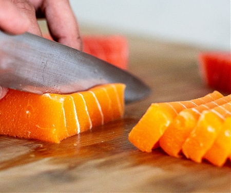 Vegan SeaStar Seaweed-Based Tuna and Sashimi Launches in the Netherlands