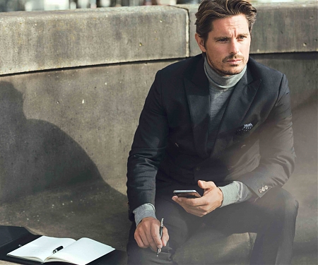 Montblanc's Augmented Paper Digitizes Rich People's Handwriting