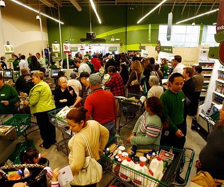 How Rich and Poor Spend (and Earn) Their Money