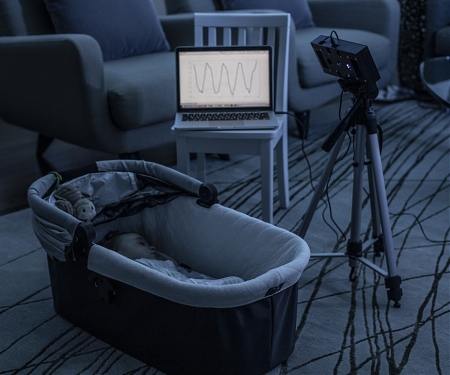 First Smart Speaker System That Uses White Noise to Monitor Infants’ Breathing