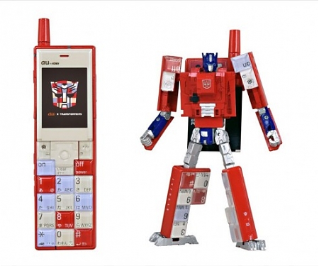 (Video) Transformers Reclaims Long-Lost Retro Appeal with Infobar Mobile Phone Project