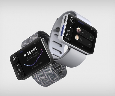 A Smartwatch with 3 Displays Sort of Makes Sense - EveRest Smartwatch