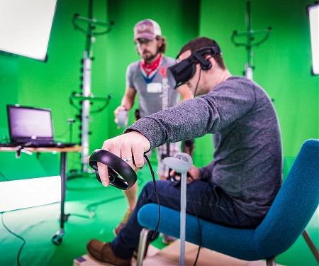 Bringing Realism to VR is Complex, But Start VR Found a Way in Holograms