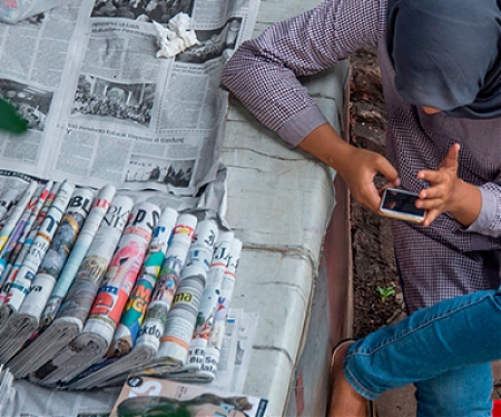 (PDF) Pew - Publics Globally Want Unbiased News Coverage But Are Divided on Whether Their News Media Deliver