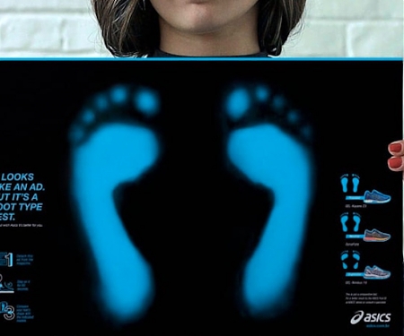 (Video) Find The Perfect Pair Of Shoes With This ASICS Print Ad "Foot Type Test"