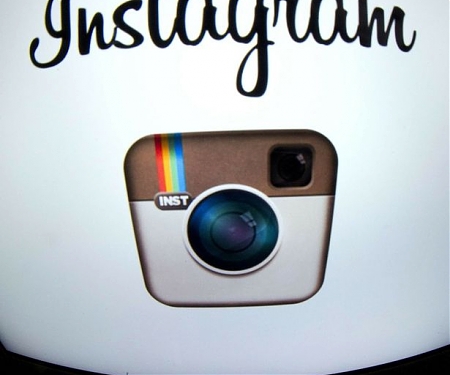 (PDF) An Algorithm Can Tell If You're Depressed Just By Looking At Your Instagram Photos