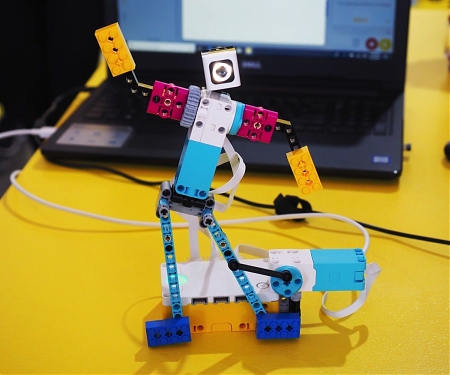 Lego’s Spike Prime Brings New Programmable Bricks to the Table