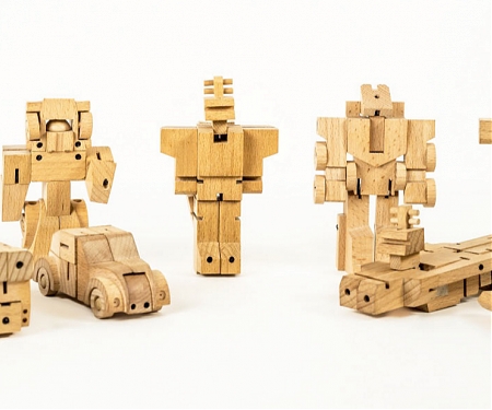 WooBots - Transformable Wooden Robot