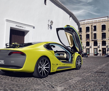 Rinspeed Turns BMW's i8 Into the Self-Driving, Drone-Docking Σtos Concept