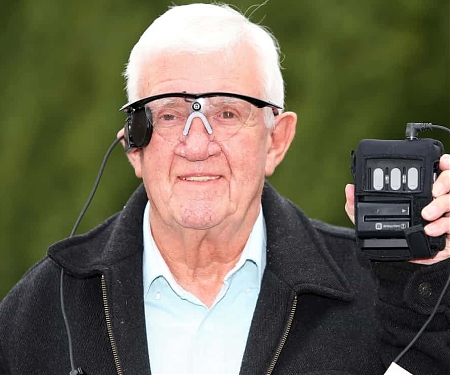 A Treatment for Blindness ? NHS to Install Bionic Eyes in 10 Patients
