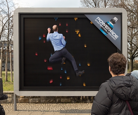 (Video) Powerade Billboards Let You Get Your Sweat On