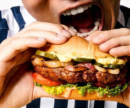 Meatless Burger Uses Bloody Special Ingredient to Replicate The Real Thing