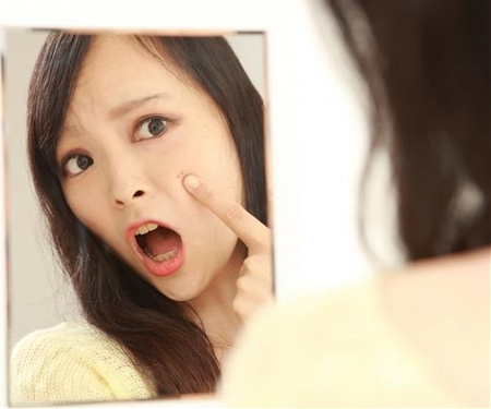 Apostrophe Raises $6M to Let You See a Dermatologist from Your Phone