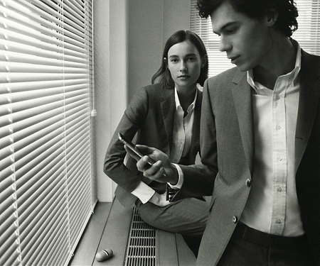 Has Samsung Just Made The World's Most Stylish Phone ?