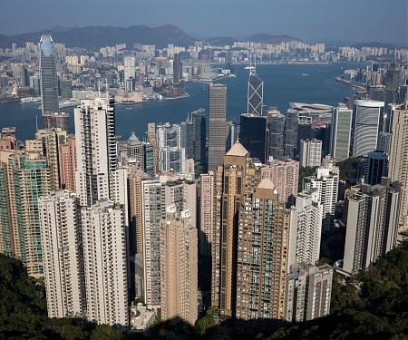 New Risk to World Economy : Synchronized Housing Slowdown